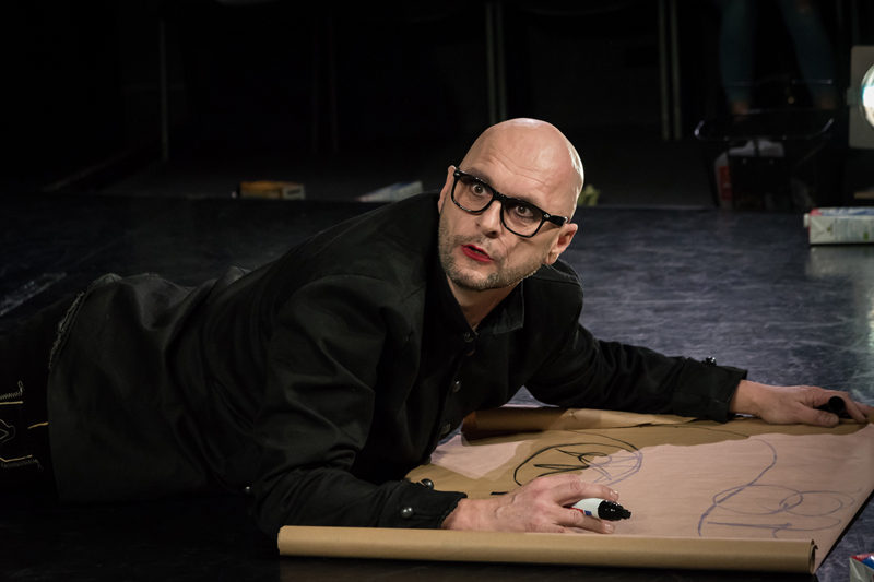 Thorsten Bullerjahn in der Inszenierung von "Hysterikon"